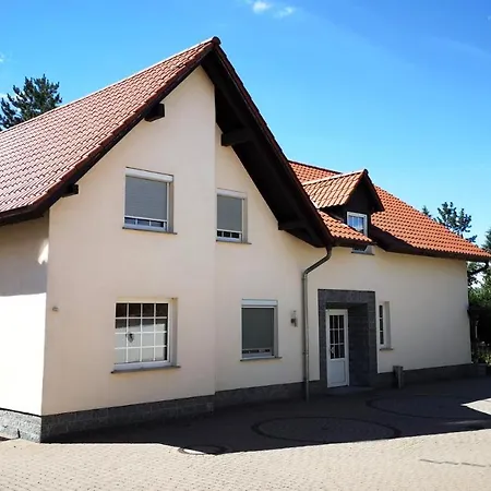 Lindenhof Falkenberg ゲストハウス 3*