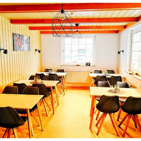 ゲストハウス Lindenhof Falkenberg 3*